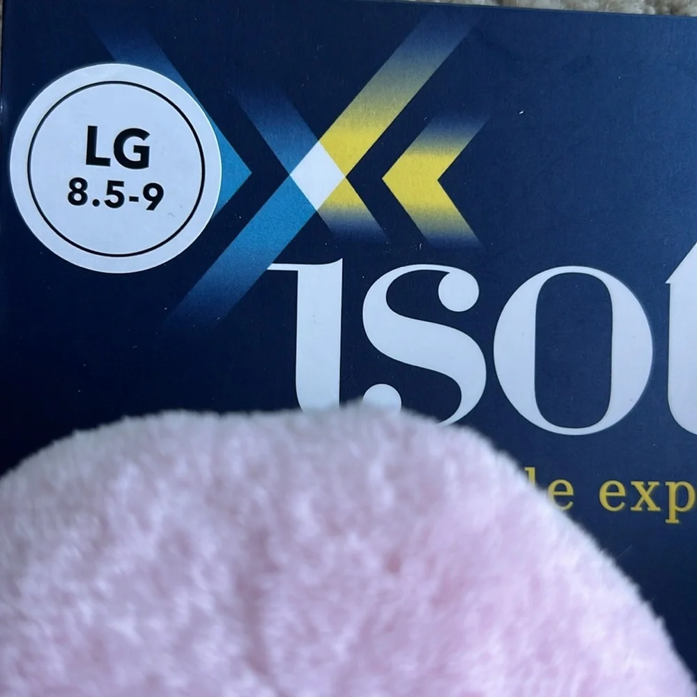 New Isotoner Pillow Step House Shoes/Slippers - Picture 5 of 6